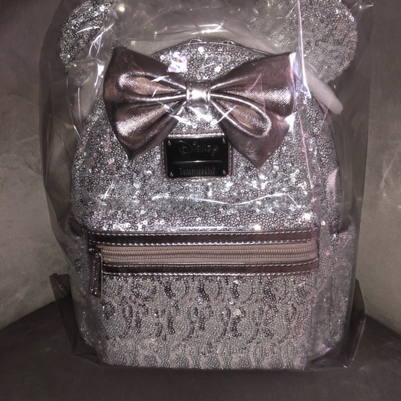 Loungefly Disney Minnie Mouse Silver 